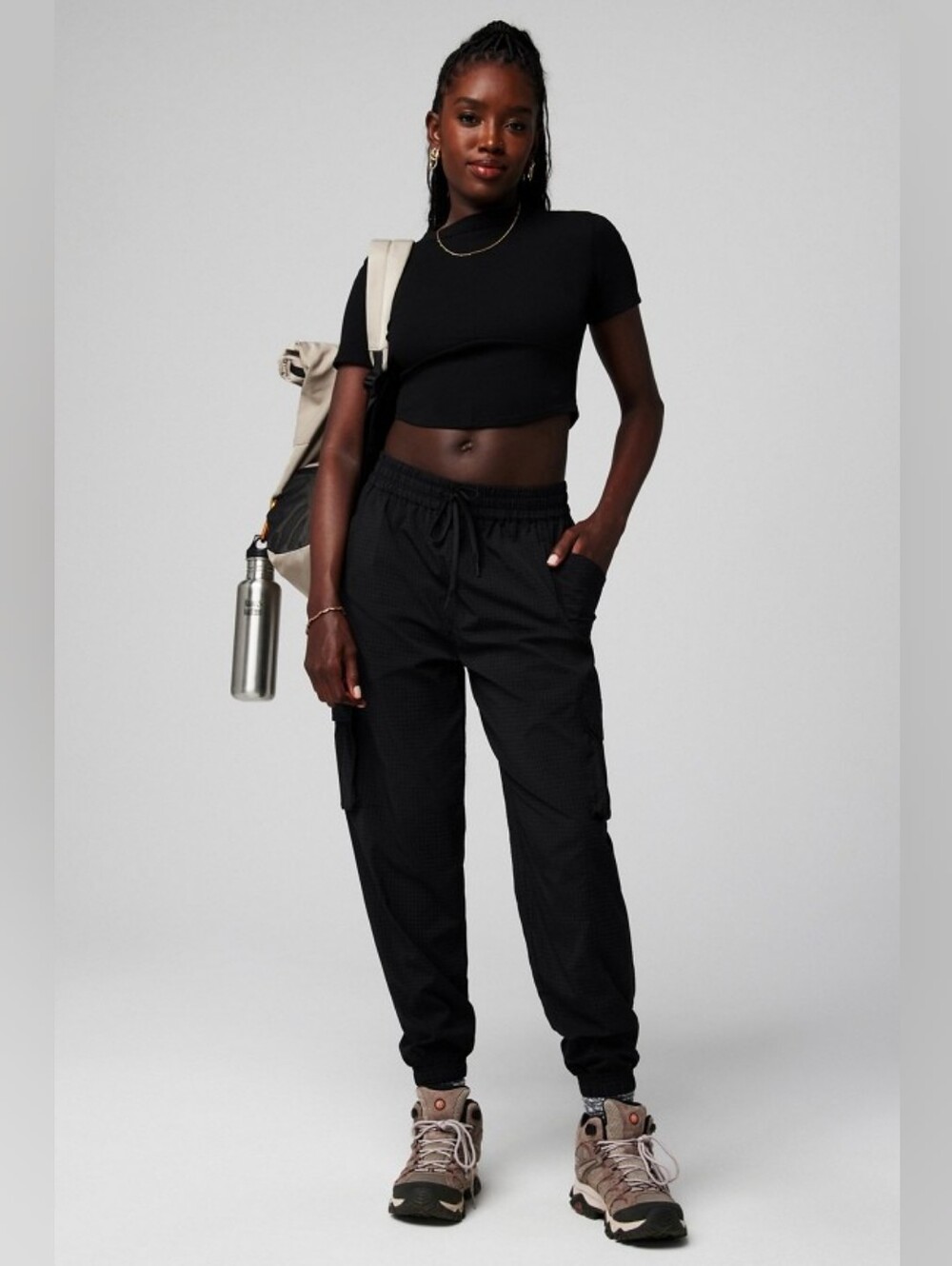 NWT Fabletics Ripstop Cargo Jogger-Short in Black